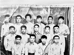冀文林出身贫寒 两个姐姐为供其读书不敢出嫁